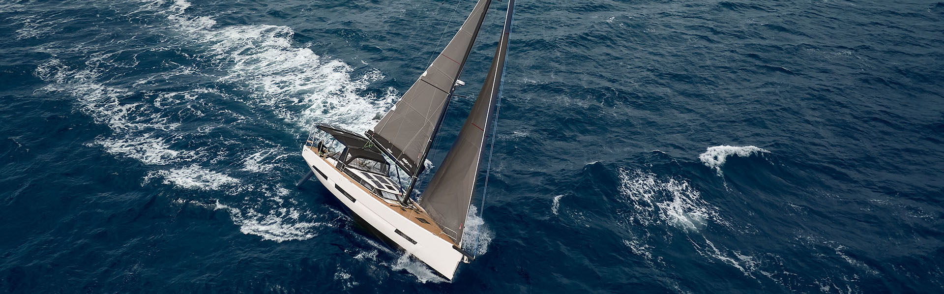 Why the Elan GT6 X Could Be Your Perfect Ocean Cruiser Why the Elan GT6 X Could Be Your Perfect Ocean Cruiser